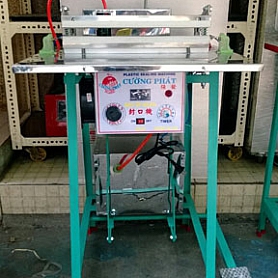 Máy hút chân không gạt tay